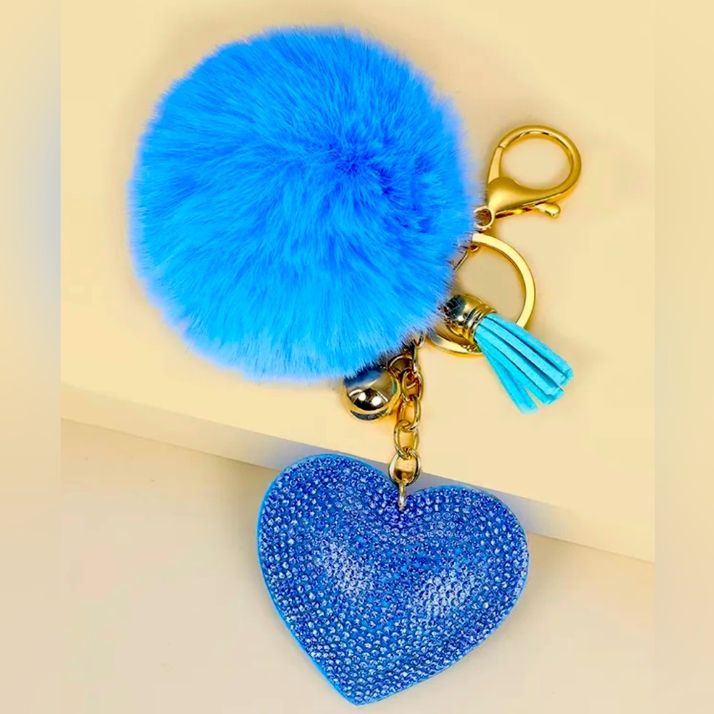 NWOT Rhinestone fluff keychain